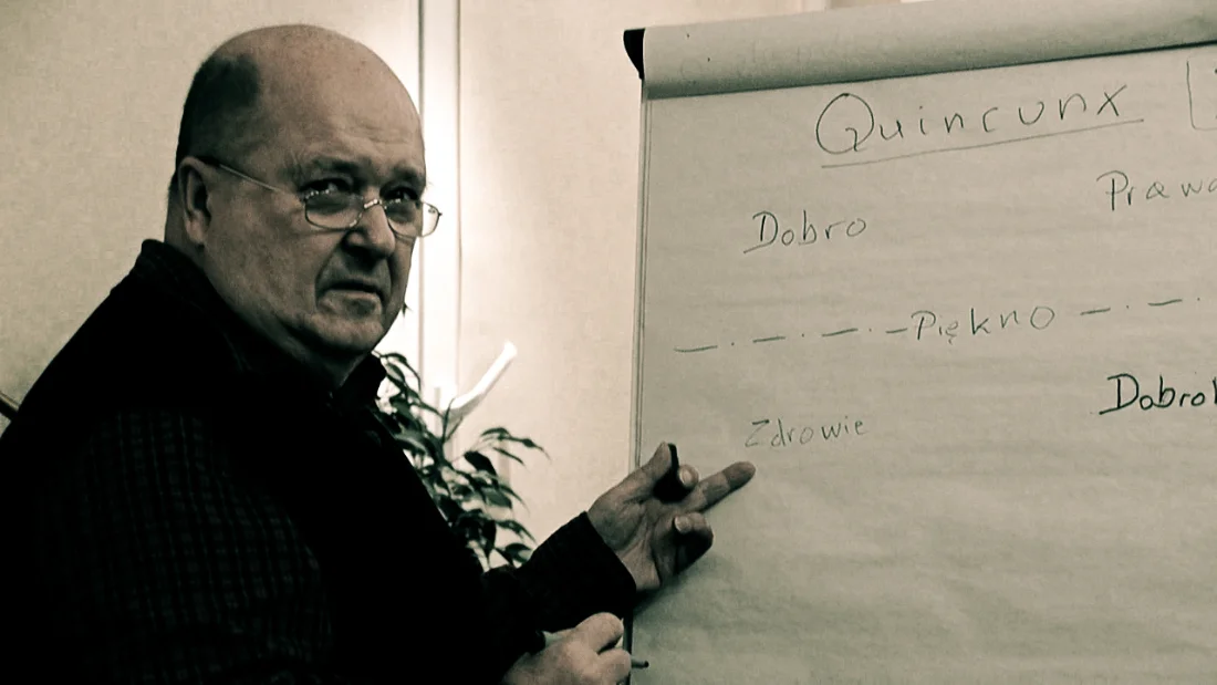 Józef Kossecki - założyciel NAI - tłumaczy quincunx